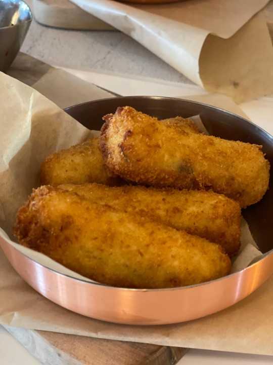 Croquetas de Bacalao