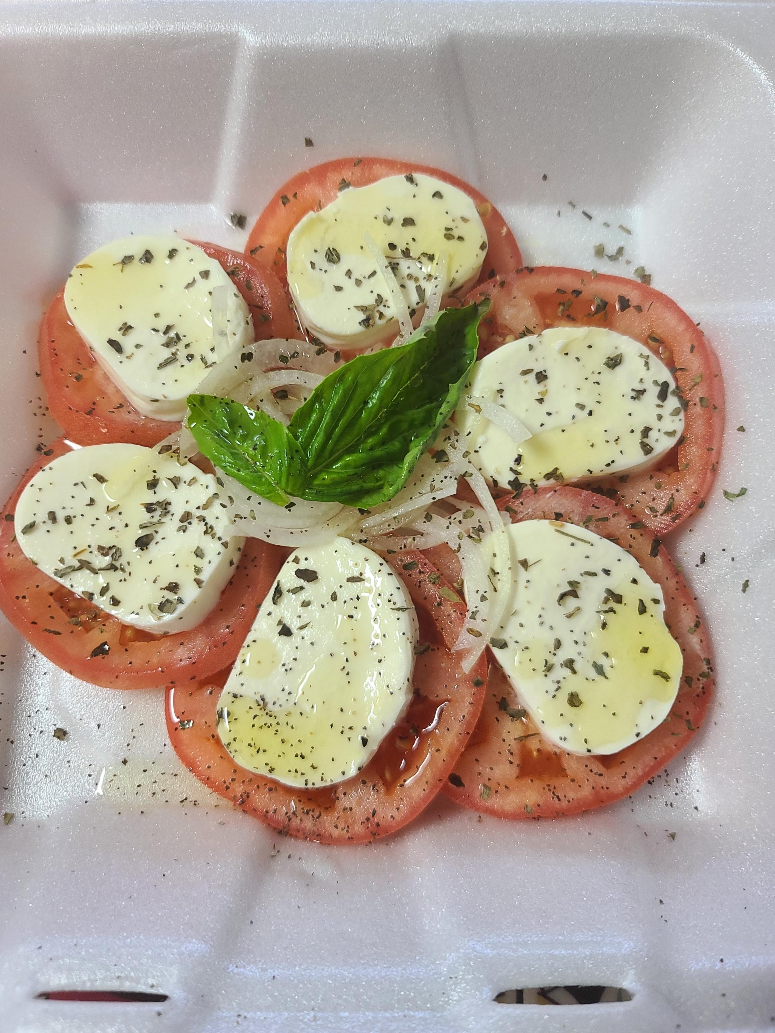 4th Street Caprese Salad w Basil and Balsamic Vinagrette