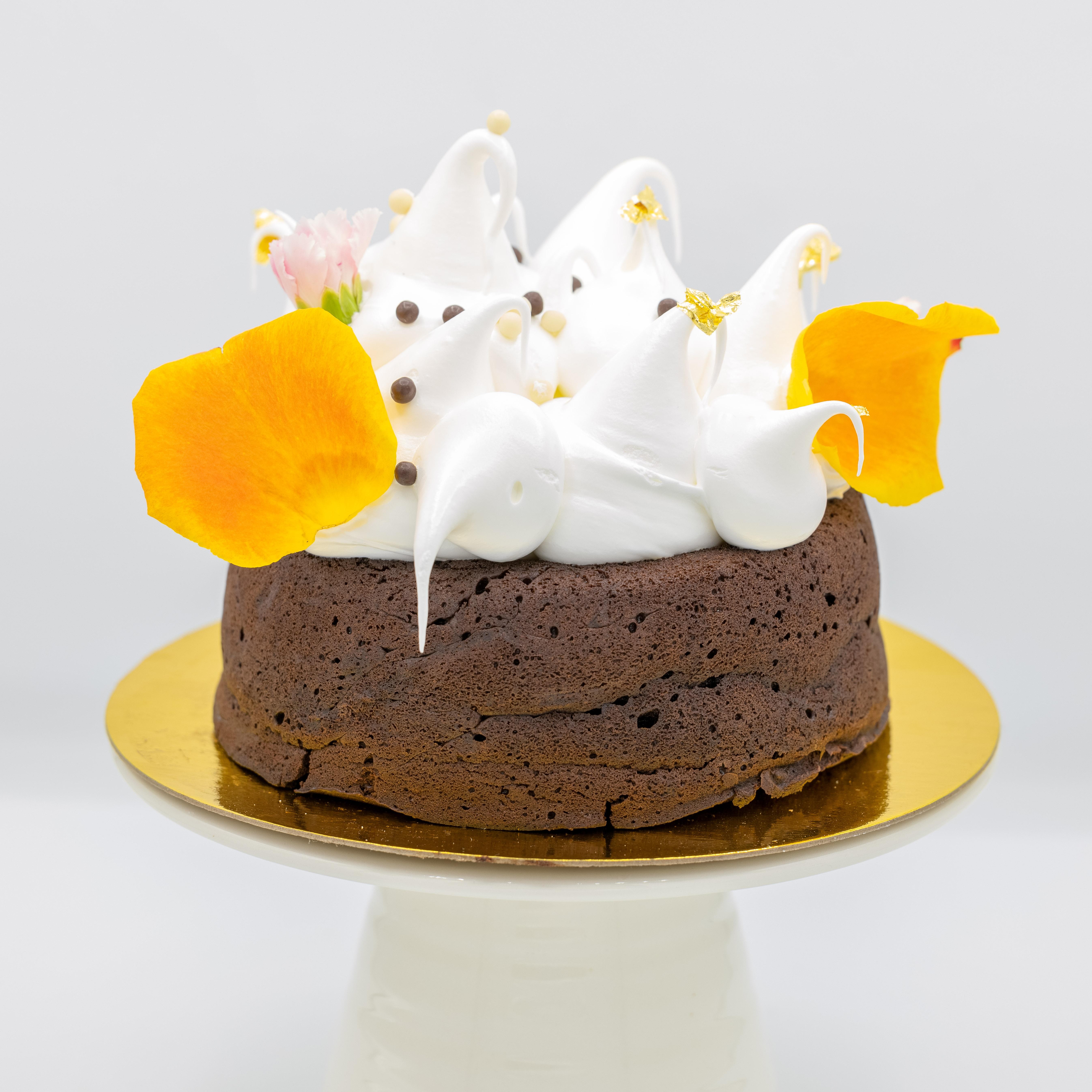 Meringue Flourless Chocolate Cake
