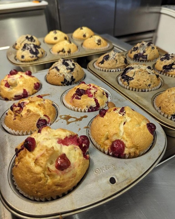 Jumbo Cranberry White Chocolate Muffin