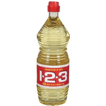 1-2-3 Vegetable Oil  33.8 Fl Oz Bottle