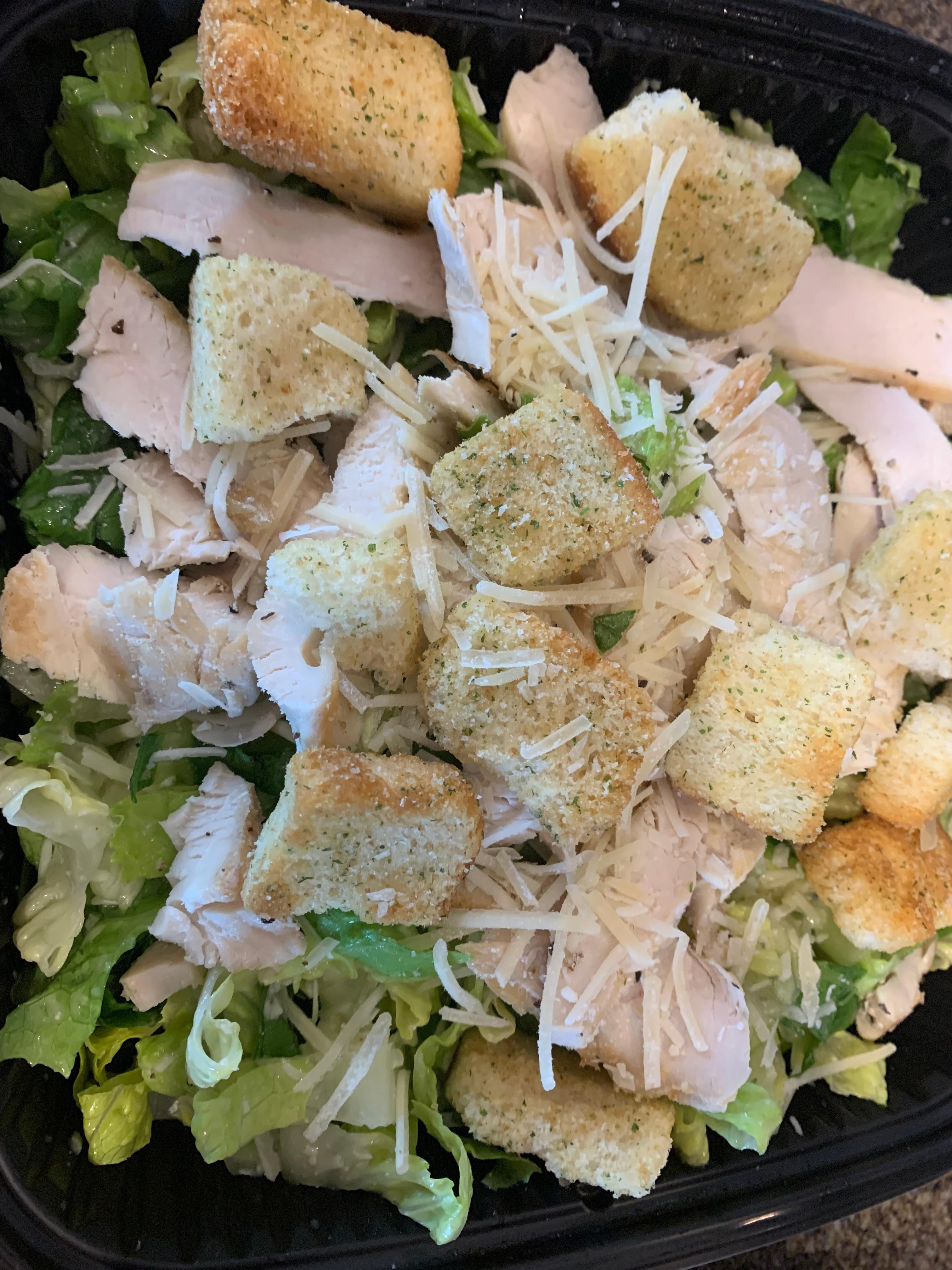 CHICKEN CAESAR SALAD