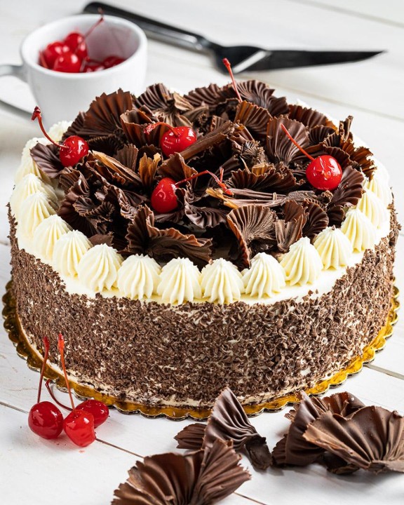 9" Round Cake Standard cake