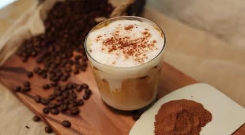 Cafe Mocha with Salted Cream