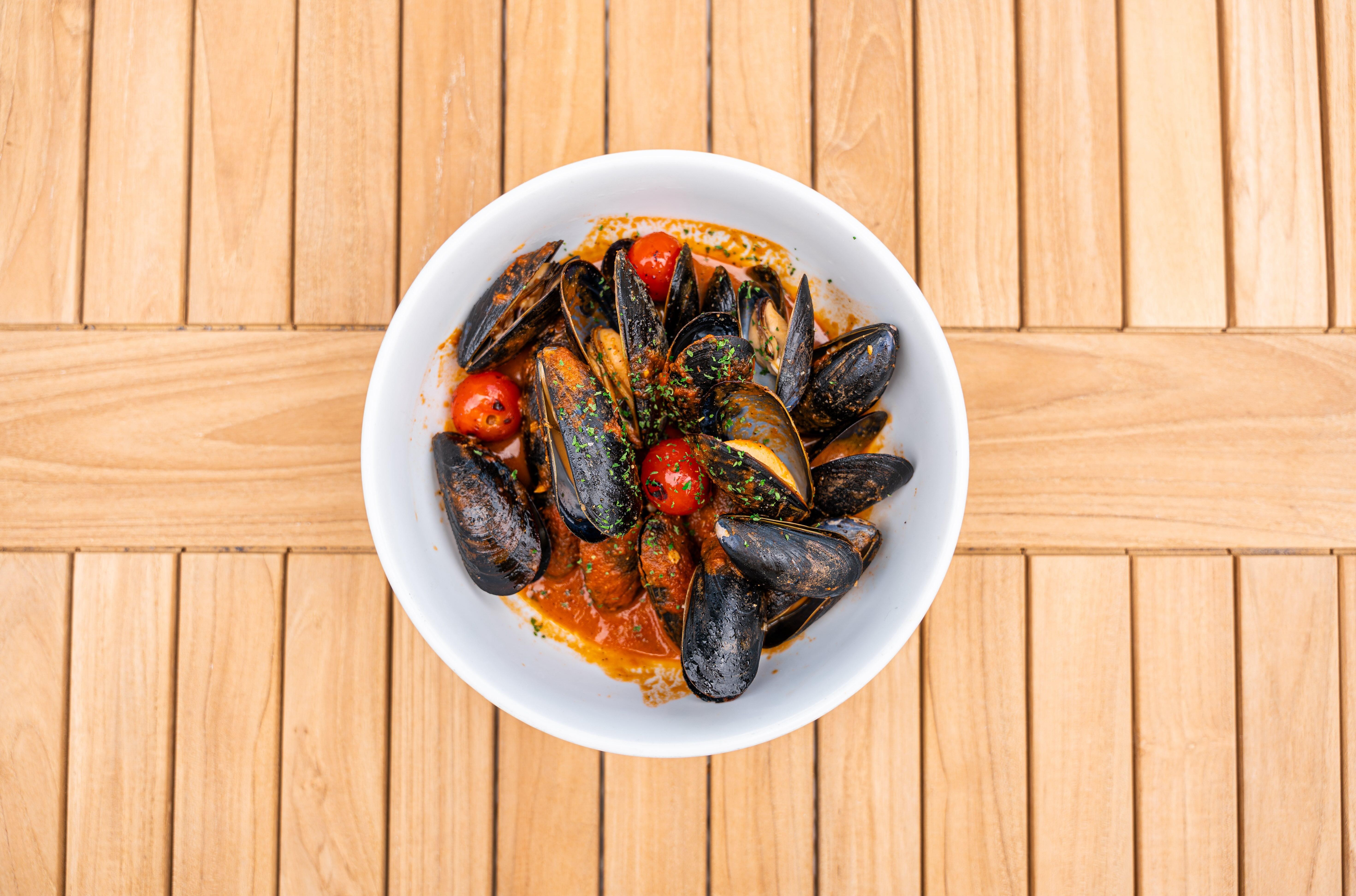 Mussels In Red