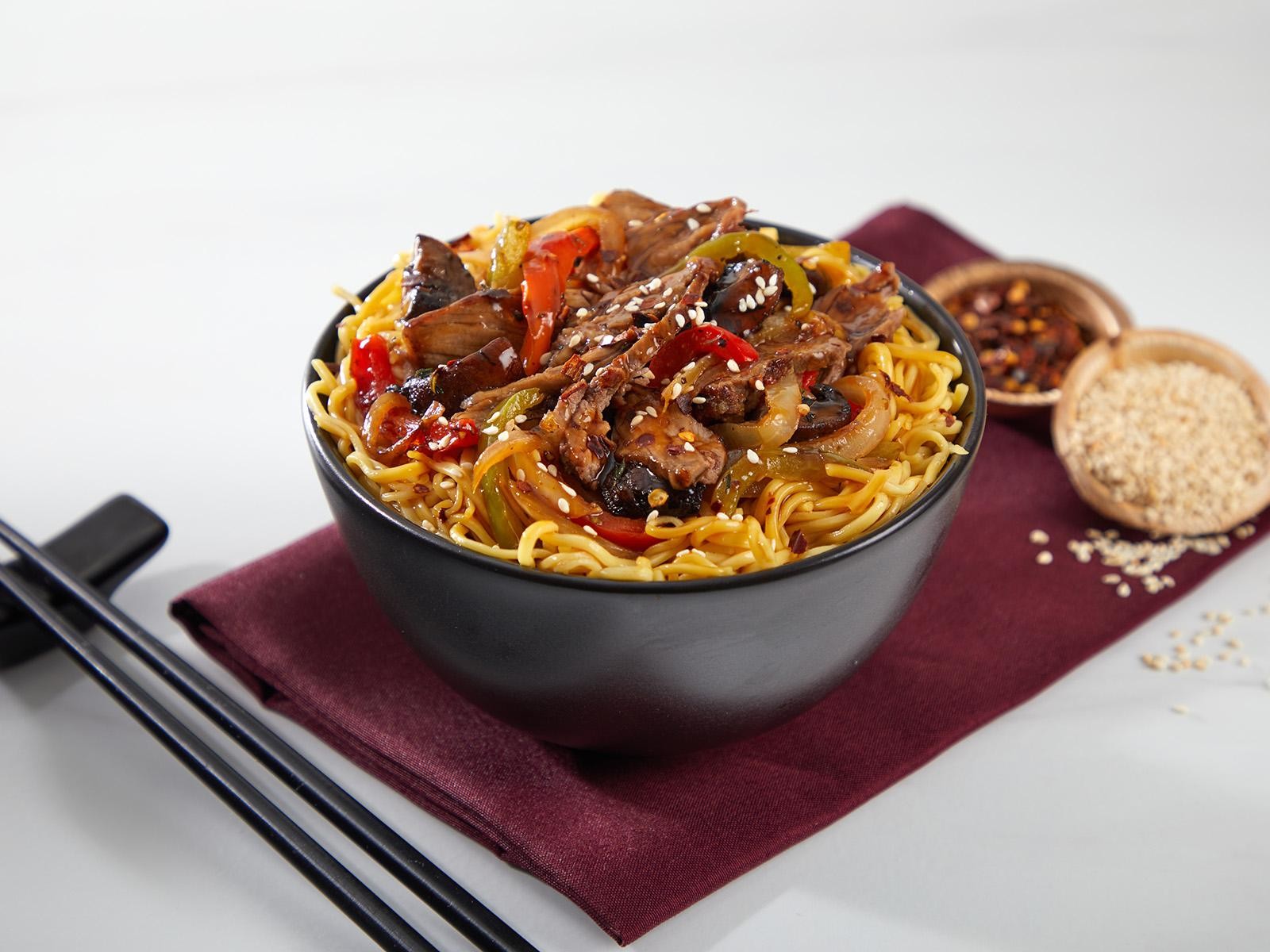 Cantonese Beef Noodle Bowl°