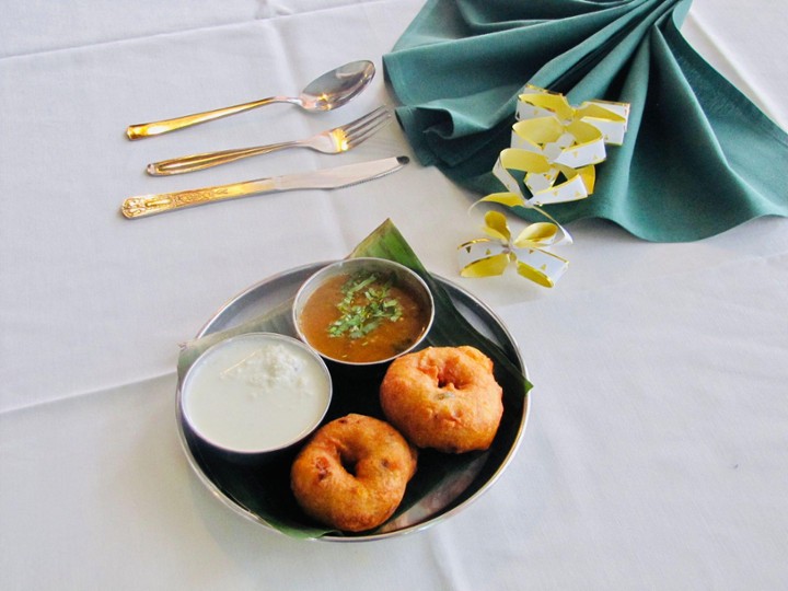 Medhu Vada