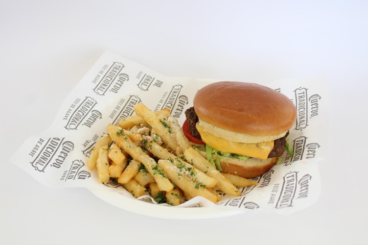 Cheeseburger & Pommes Frites