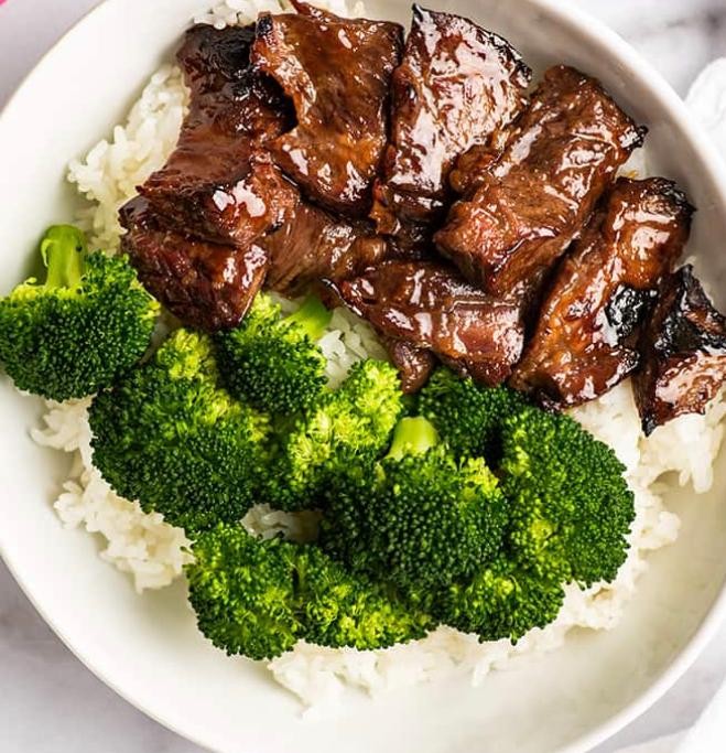 Nana’s Asian Bistro Teriyaki steak bowl