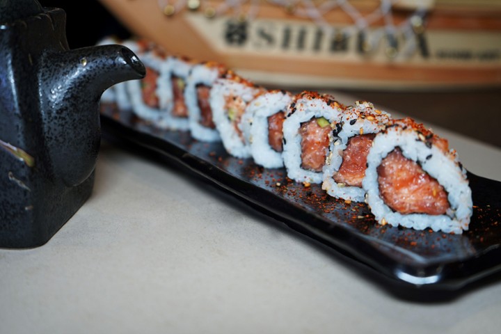 Spicy Salmon Roll