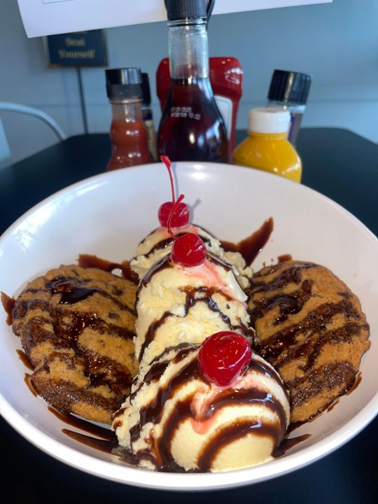 Double Chocolate Chip Cookie Sundae