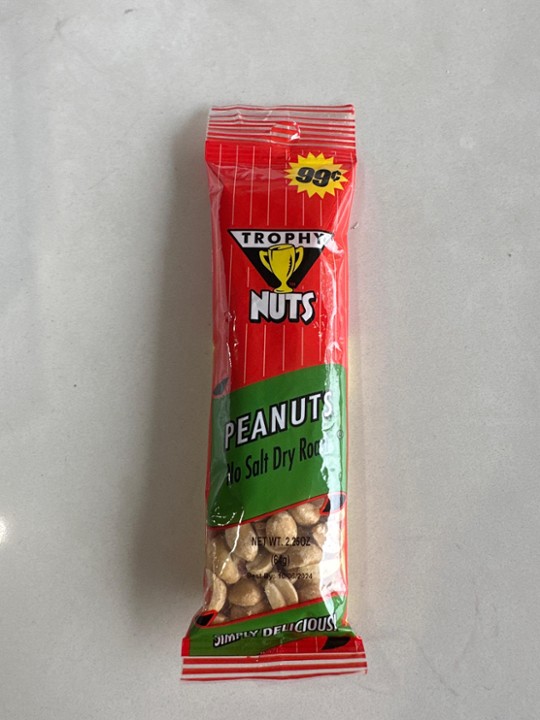 Trophy nuts Peanuts