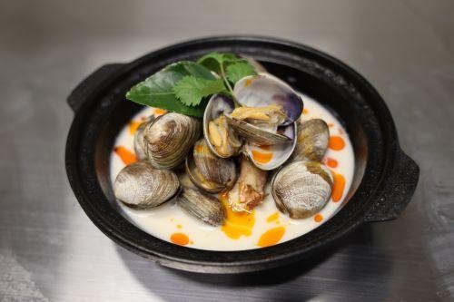 Clam Coconut Soup