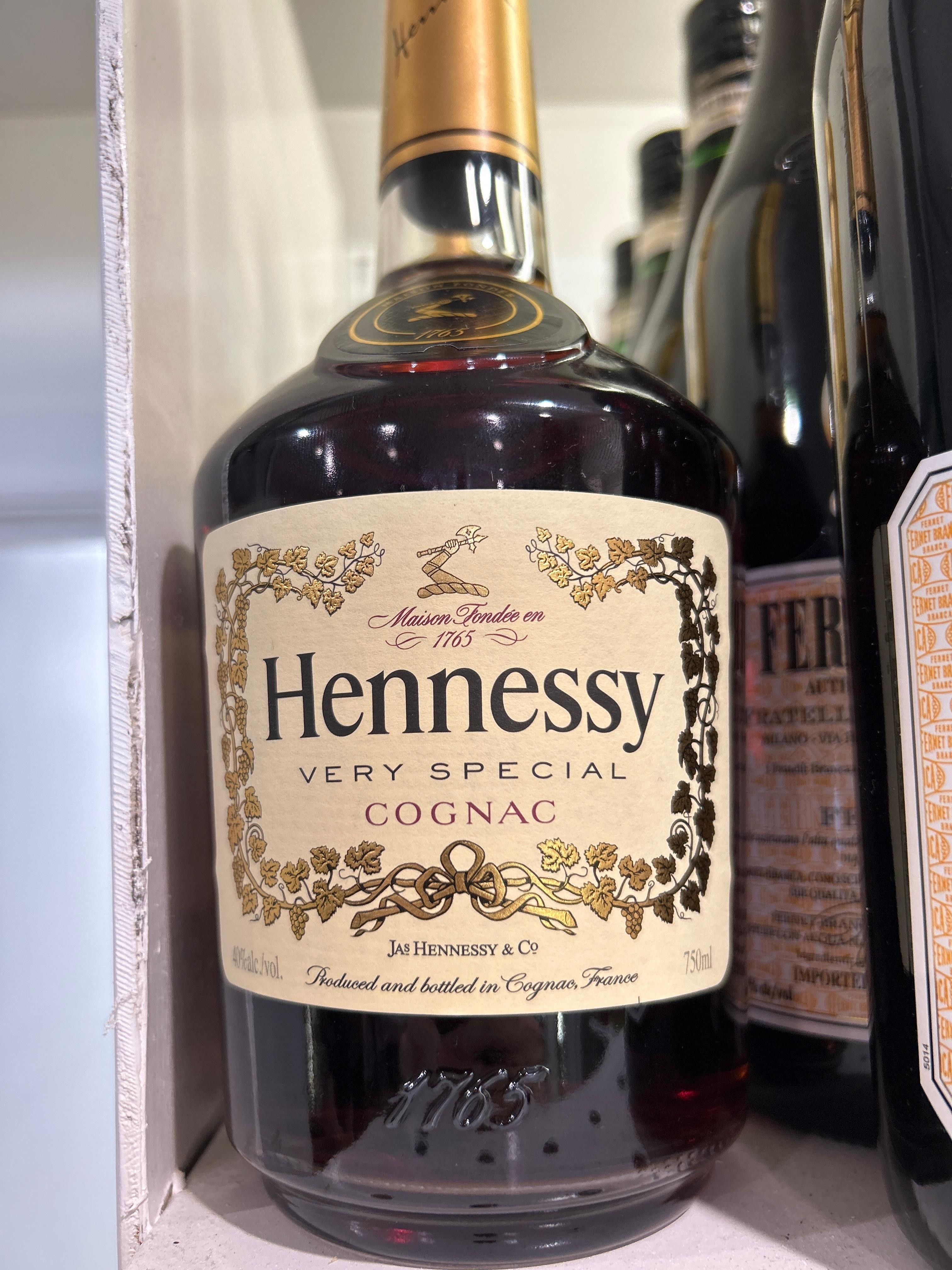 Hennessy+Cognac+Bottle+Empty+Maison+Fondee+VS+1765+70cl+With+Cork for sale  online