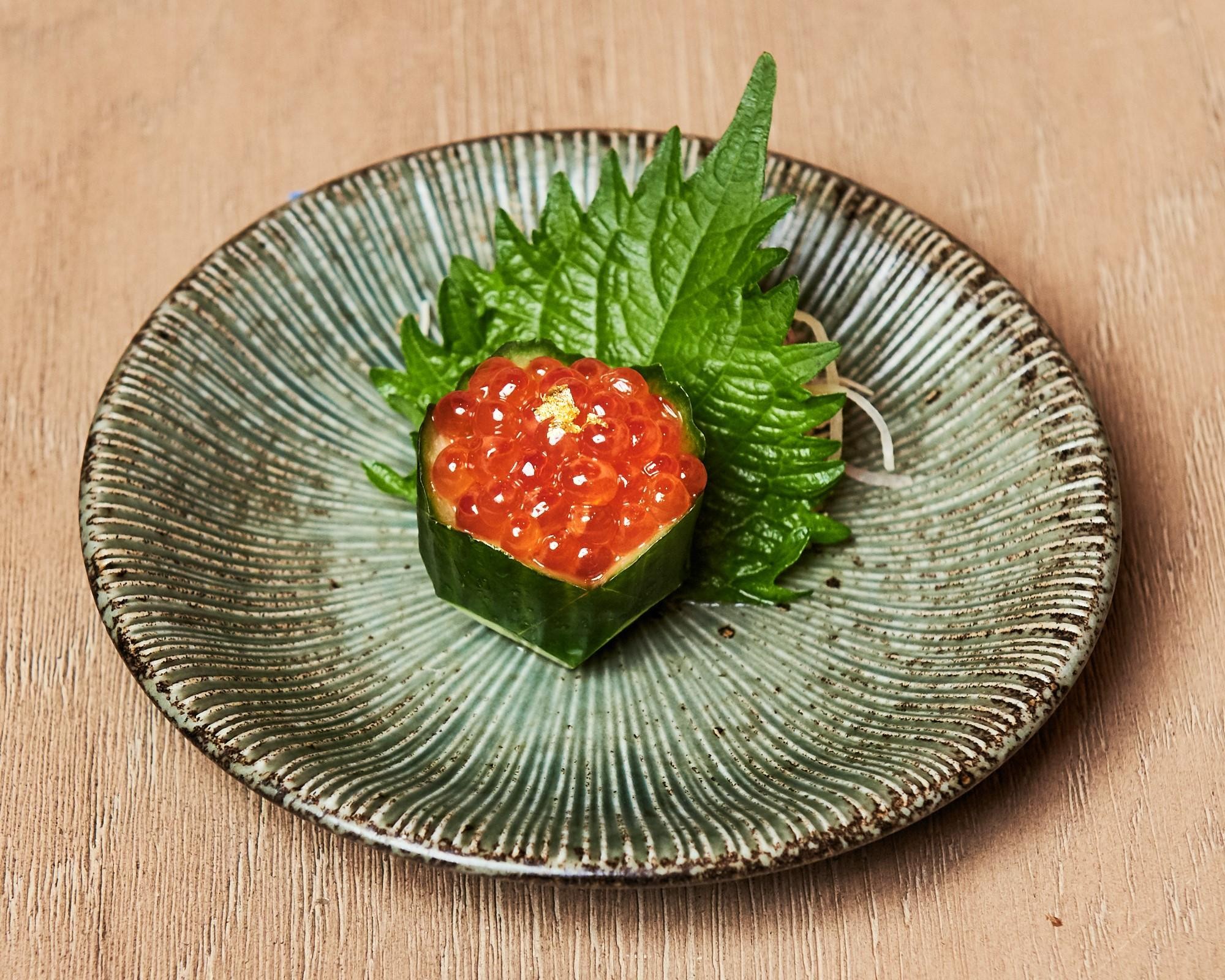 Ikura sashimi
