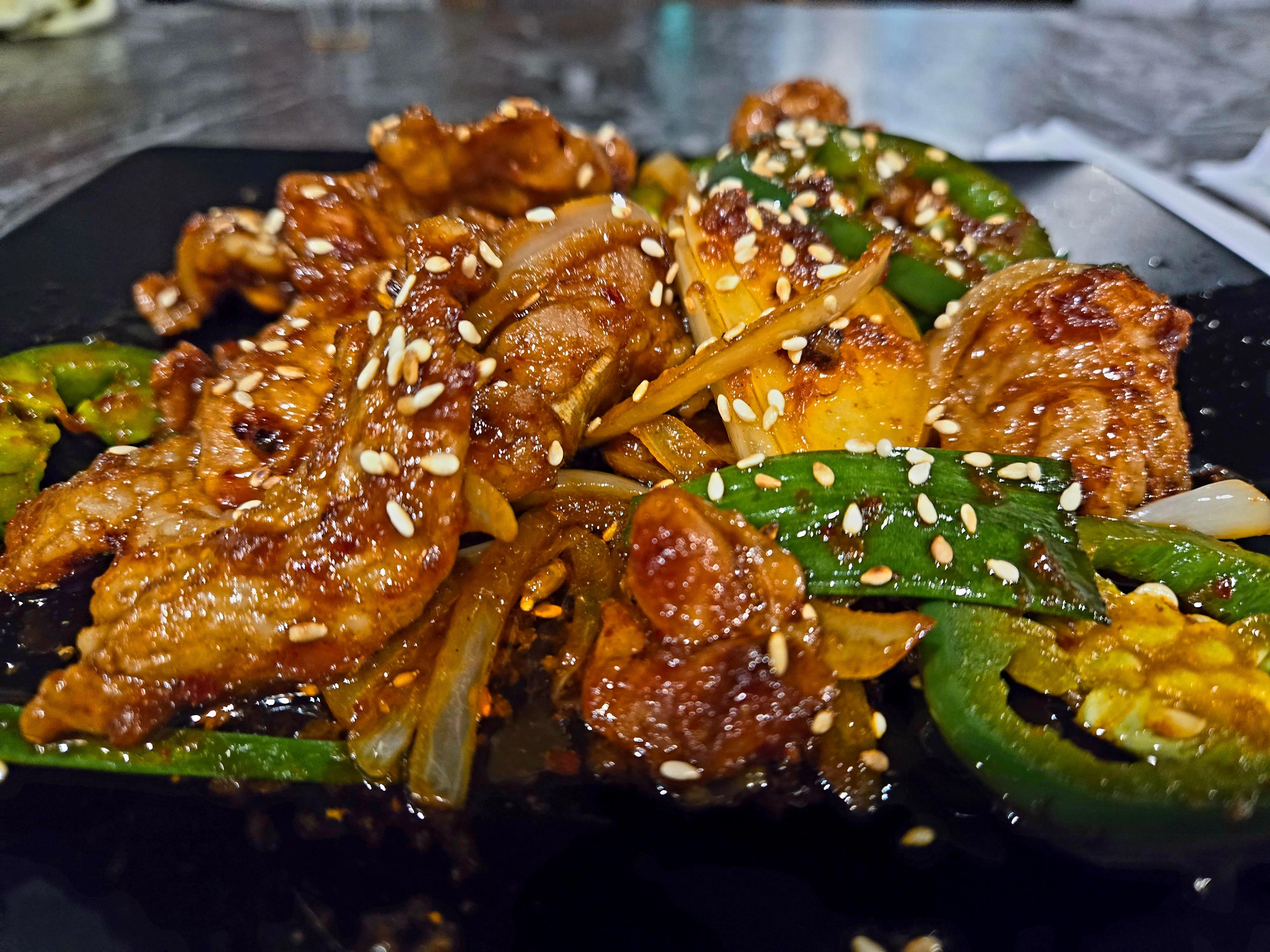 Jeyuk Bokkeum (Spicy Pork dinner)