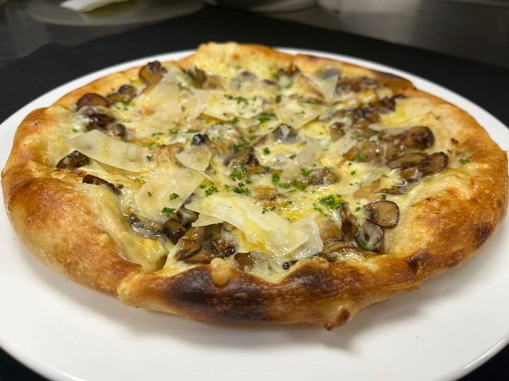 MUSHROOM GARLIC PIZZA