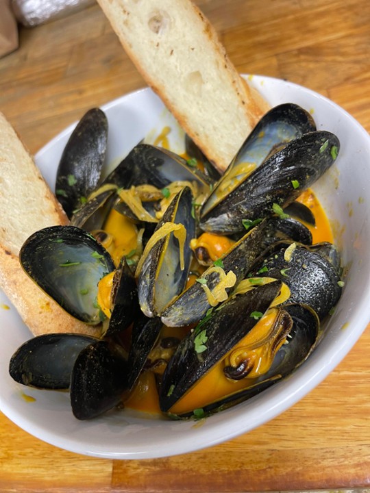 Creamy curry Mussels!