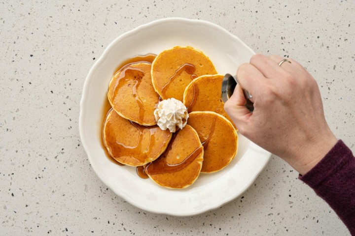 PLAIN BUTTERMILK PANCAKES