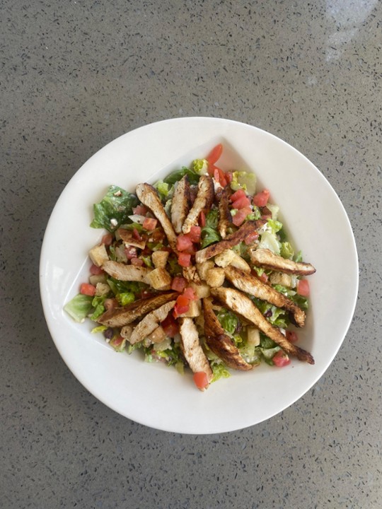 CHOPPED GREEK SALAD W/CHICKEN