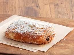 Croissant - Choc Almond