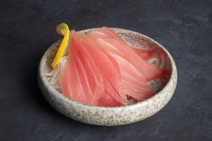 Tuna sashimi