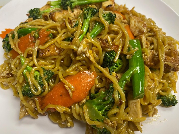 Royal Noodles (Pad Mee Laung)