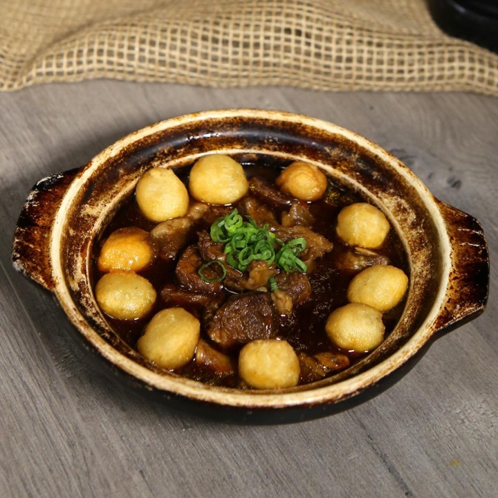 酒香牛腩小土豆 Claypot Beef Stew