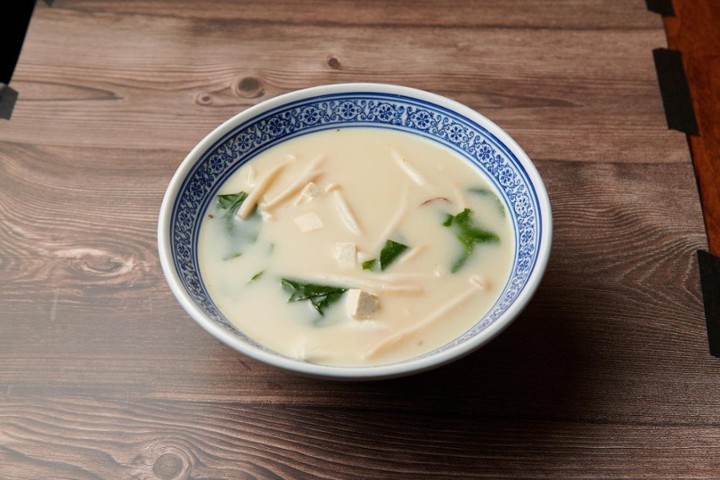 双菇豆腐汤 Mushroom & Tofu Soup
