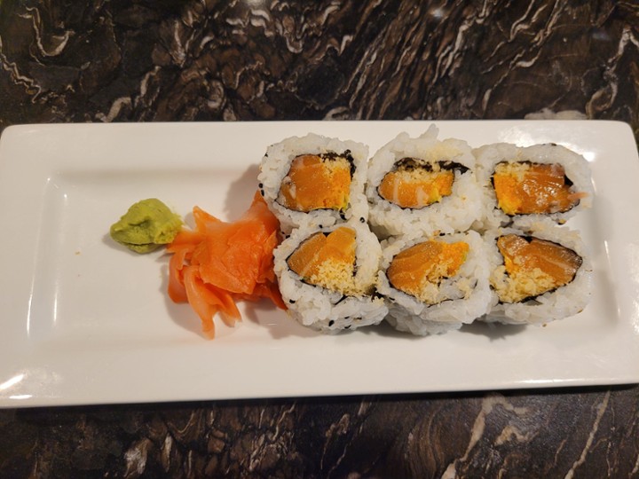 Spicy Crunchy Salmon Roll