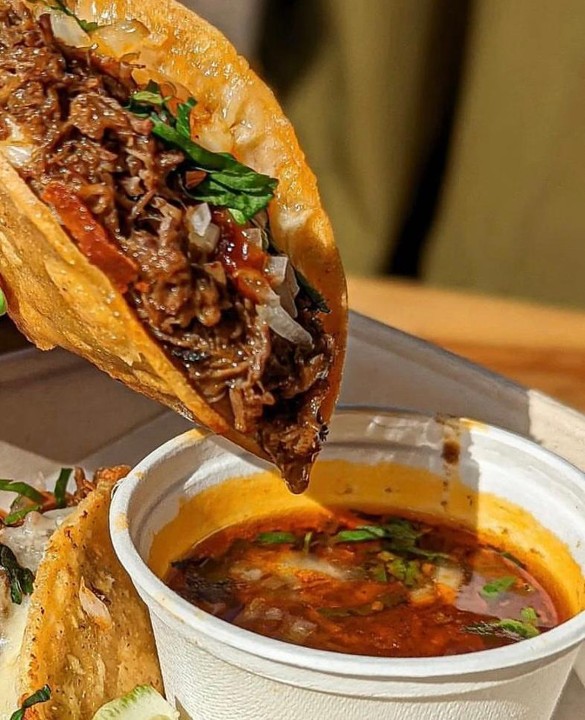 BIRRIA TACO