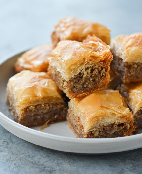 Baklava large