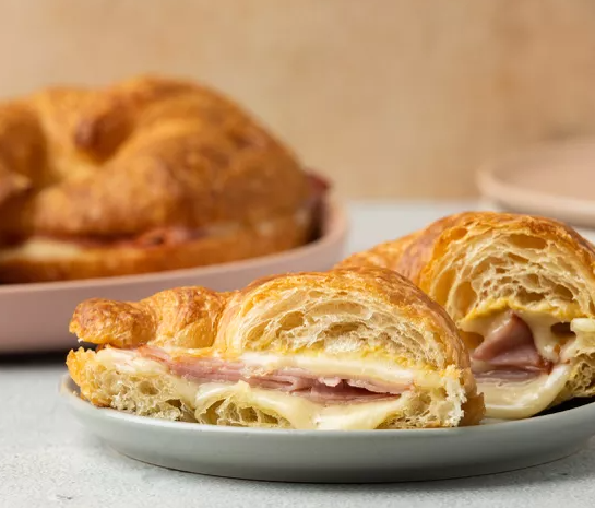 Croissant /Ham/ Cheese