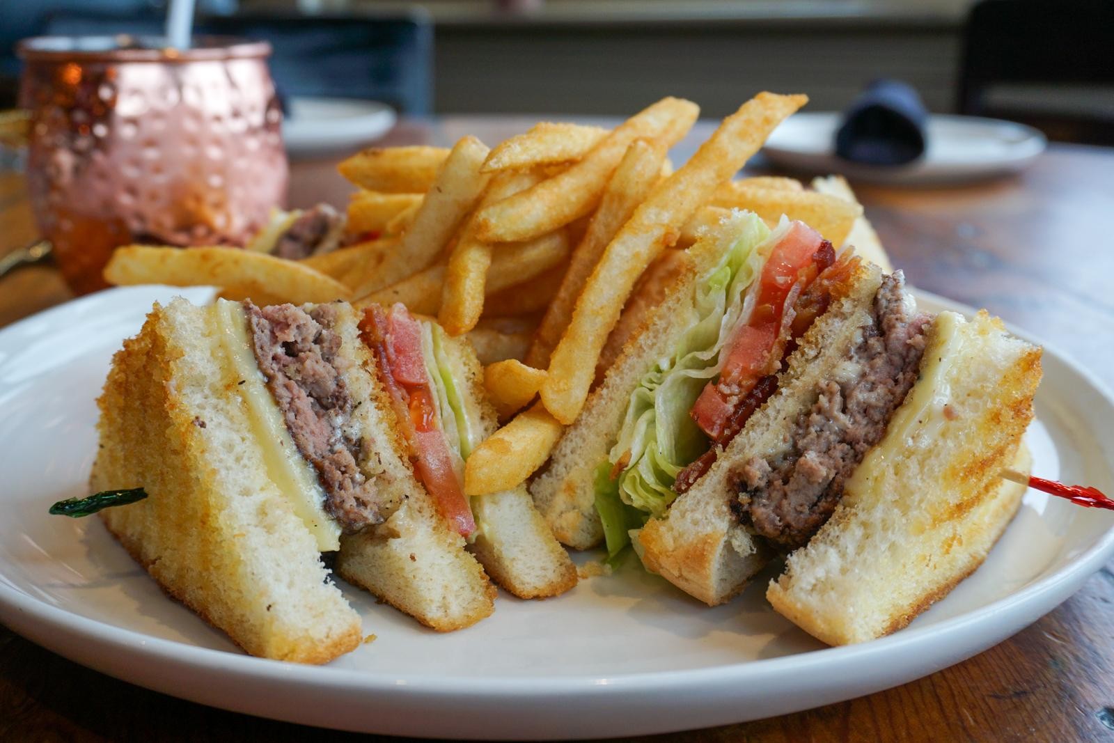 Lunch Cheeseburger Club
