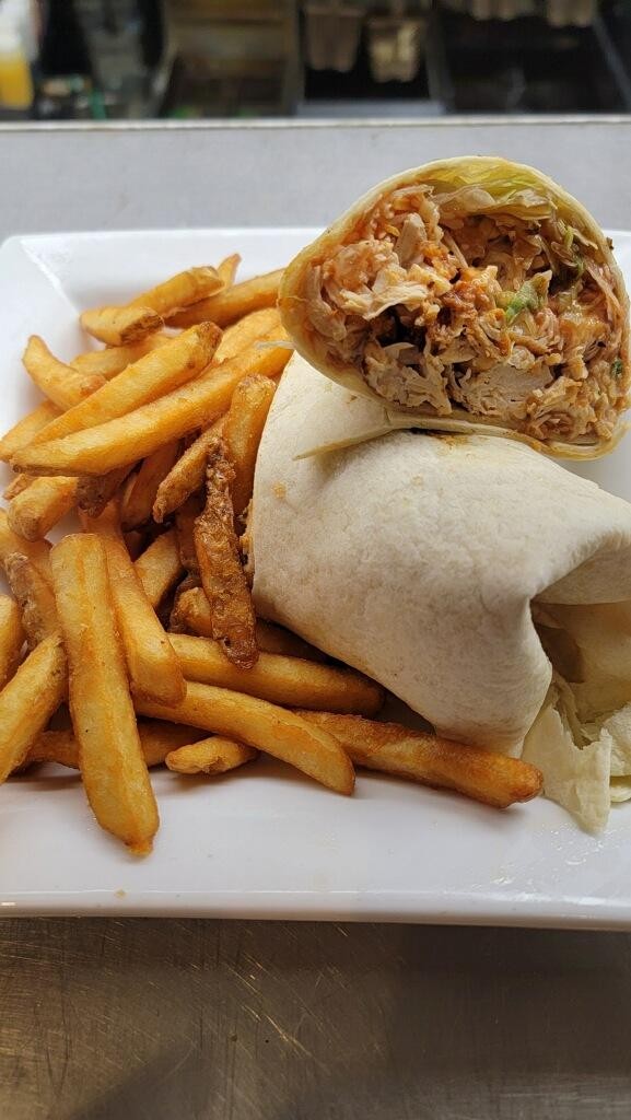 Lunch Buffalo Chicken Wrap