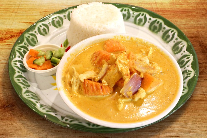 Singaporean Chicken Curry
