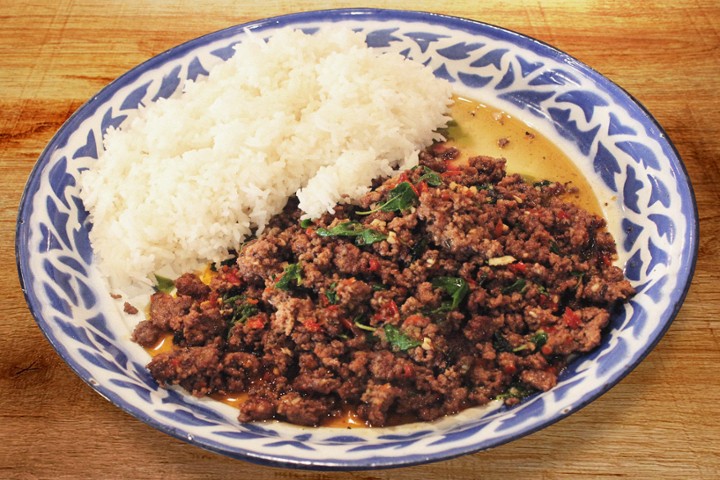 Thai Style Spicy Hot Basil with Ground Beef w/ Egg