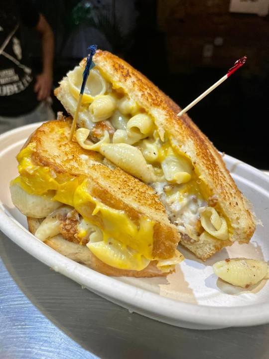 Grilled Mac N Cheese