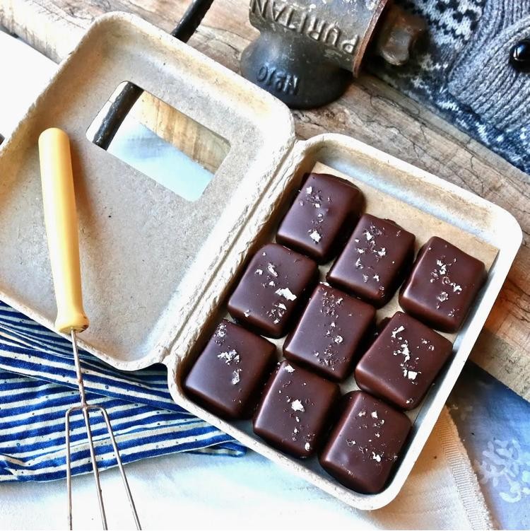 Farmhouse Chocolates 9-piece Dark Caramels