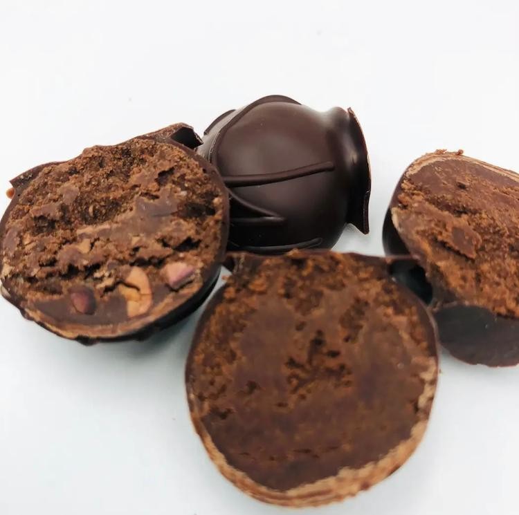 Farmhouse Chocolates 4-piece Dark Chocolate Truffle Medley