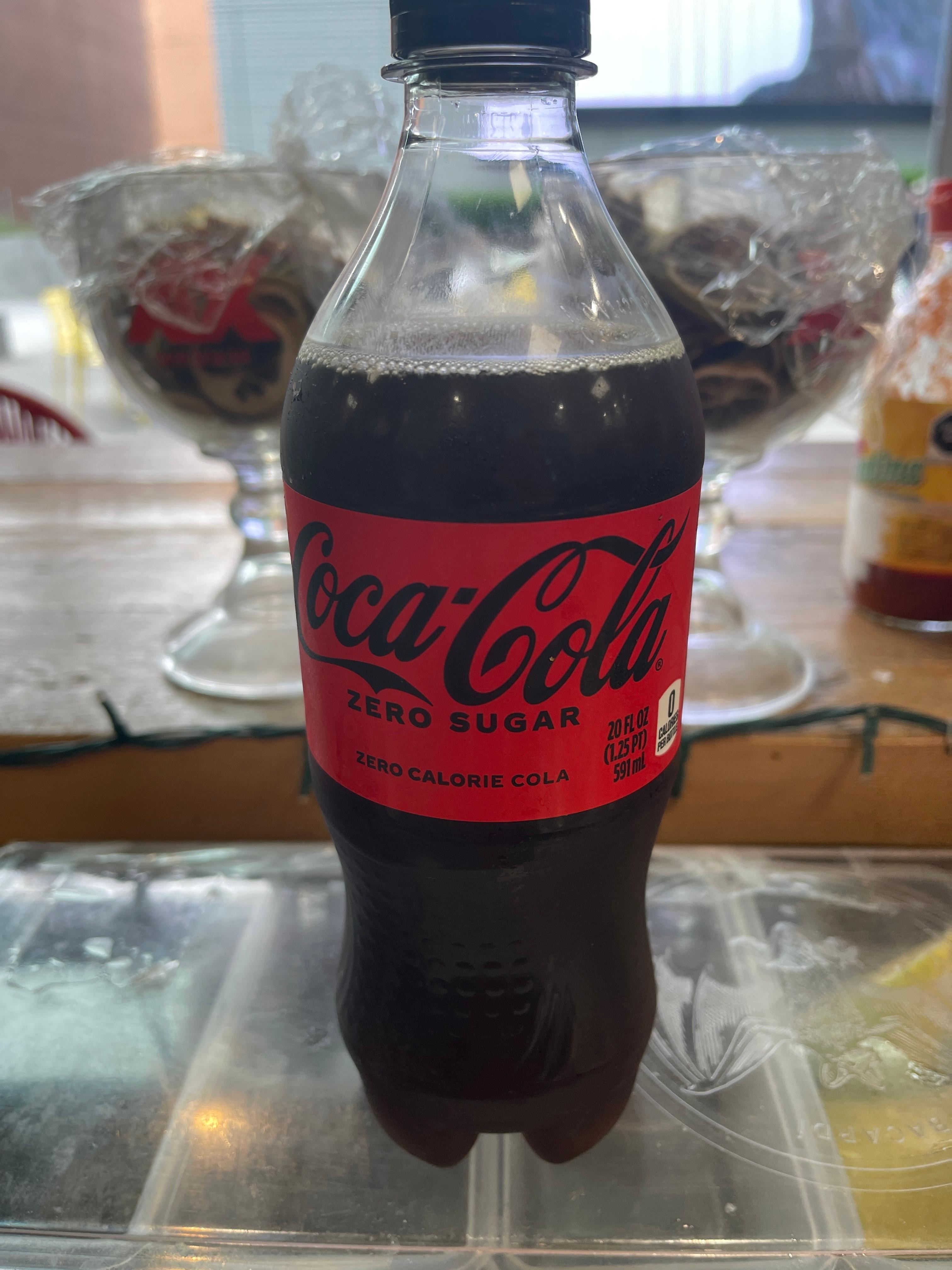 Coke Zero Plastic Bottle (20 oz.)