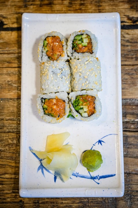 Spicy Salmon Roll