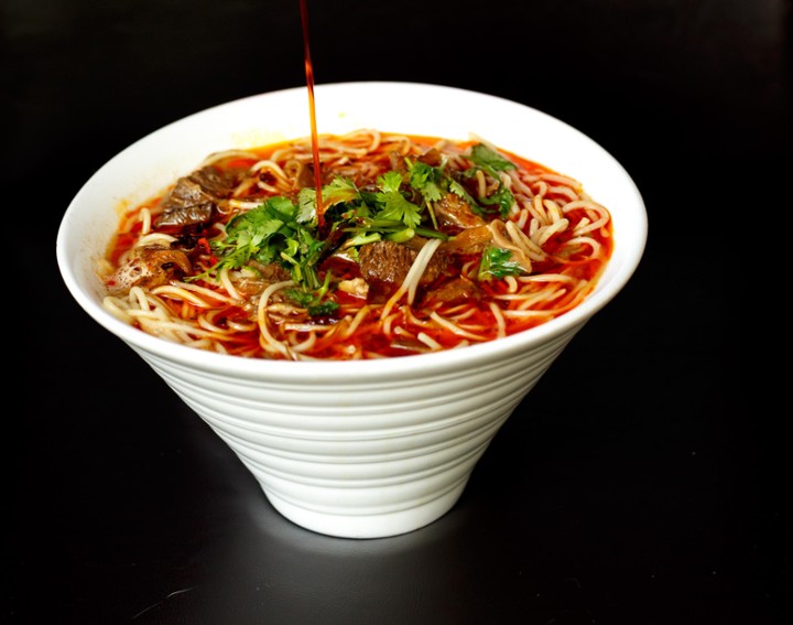 191. Spicy Braised Beef Brisket Noodle Soup川味牛腩汤面