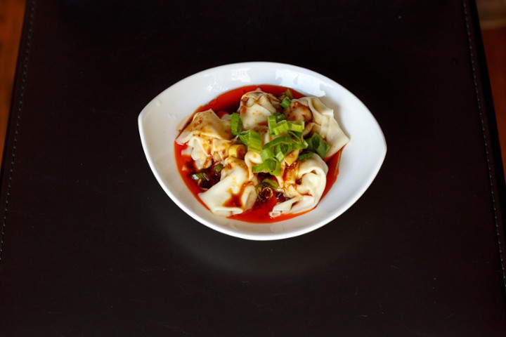 010. Wontons in Chili Sauce (6) 红油抄手(6)