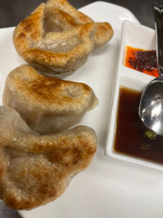 classic dumpling - fried