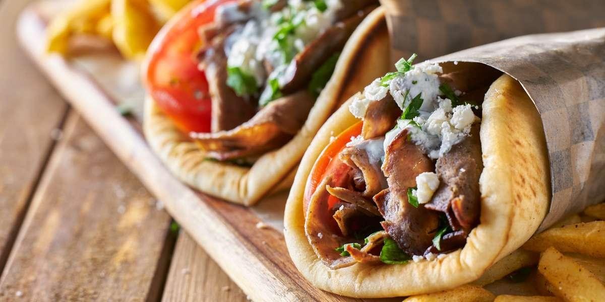 Chicken and Lamb/Beef Combo in Pita