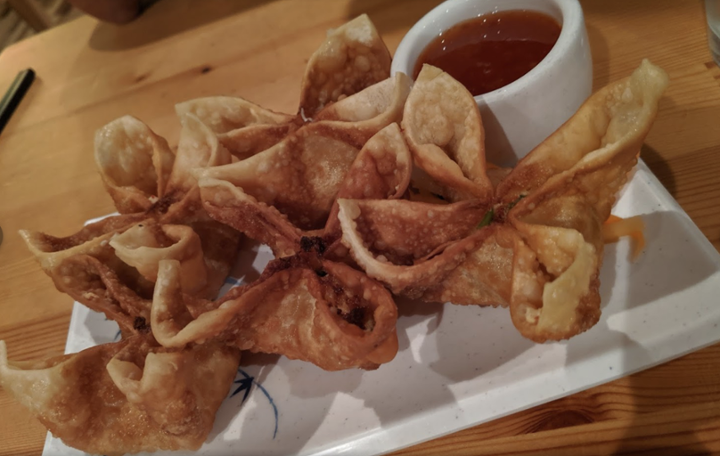 Wonton-Chien Cua | Spicy Crab Rangoon