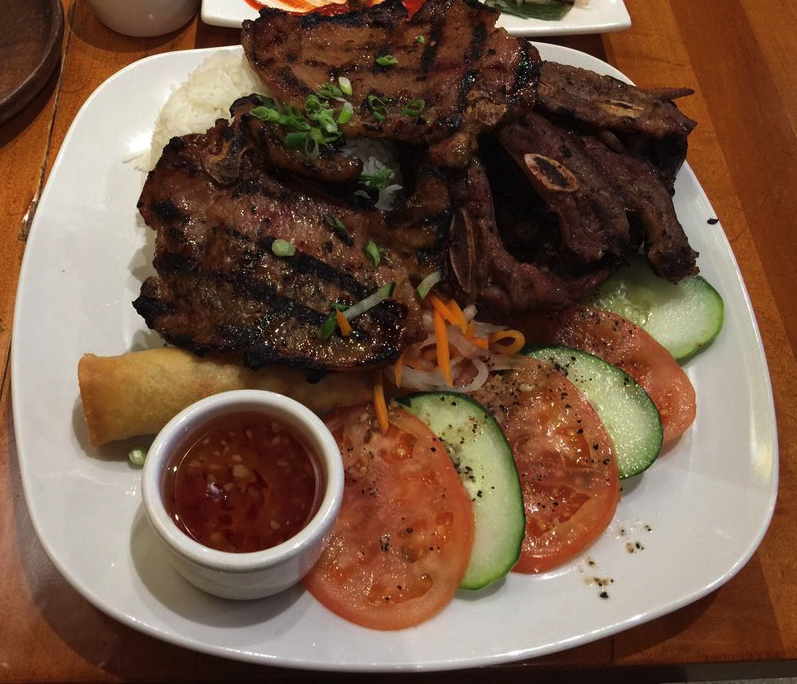 Com Suon Nuong | Grilled Pork Chops and Ribs