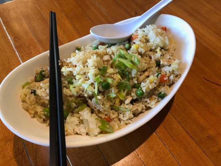 Com Chien Ga | Chicken Fried Rice