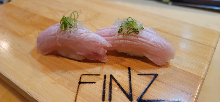 NIGIRI TORCHED YELLOW TAIL 2PC